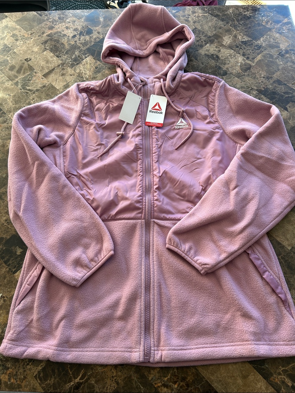 NWT 🆕 Reebok Women’s Polar Fleece Full Zip Hooded Jacket Dusty Rose size L